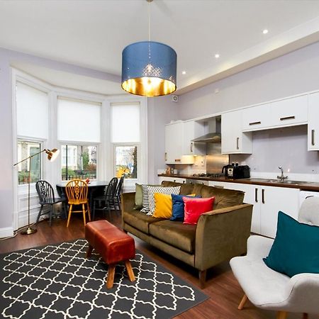 Lovely Abode In Newcastle - Sleeps 4 - Ground Floor Exterior foto