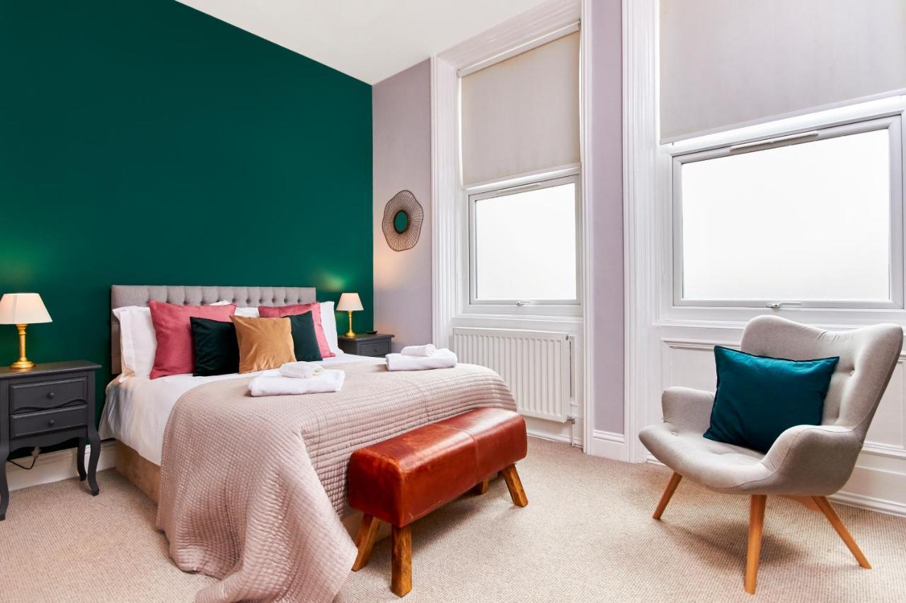 Lovely Abode In Newcastle - Sleeps 4 - Ground Floor Exterior foto